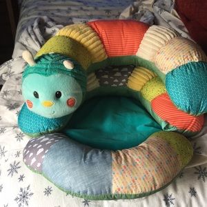 Infantino baby lounger